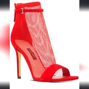 Nine West New In Box Got Bank2 bootie / sandal